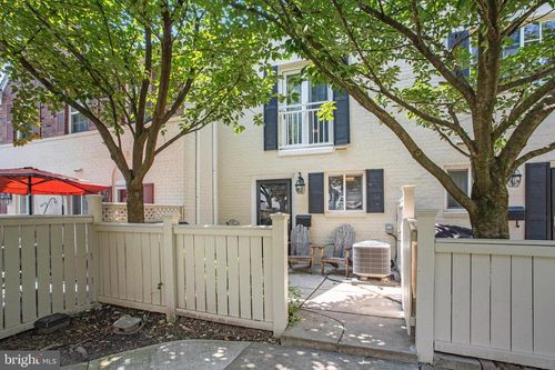 1311 N Van Dorn St, ALEXANDRIA, VA, 22304-1918 | Card Image