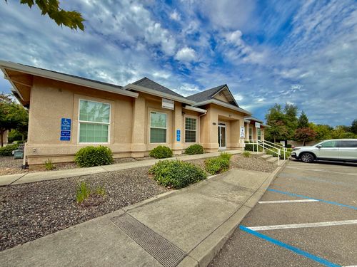 suite-b-1425 Victor Avenue, Redding, CA, 96003 | Card Image