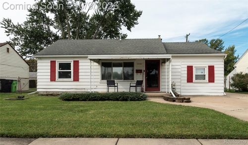 27321 Academy St, Roseville, MI, 48066-4749 | Card Image