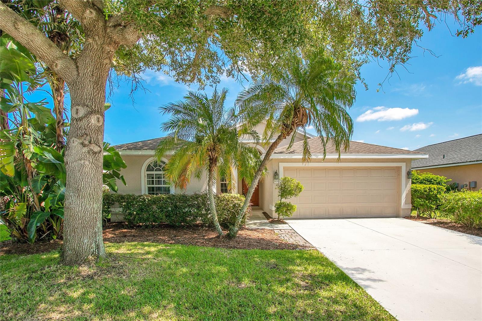 Lansdowne Way, Palmetto, FL 34221