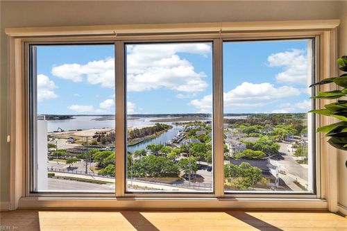 1005-3556 Shore Dr, Virginia Beach, VA, 23455-1708 | Card Image