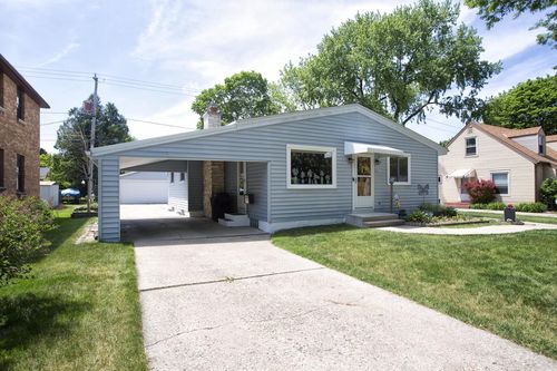 2419 S 81st Street, West Allis, WI, 53219 | Card Image