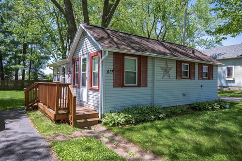 417 S Washington St, New Lisbon, WI, 53950-1031 | Card Image