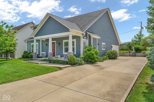 960 Deer Field Dr, Greencastle, IN, 46135-1495 | Card Image