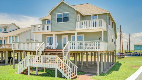 101 Stanek Dr, Surfside Beach, TX, 77541-1405 | Card Image