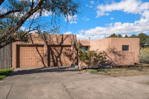 2254 Calle Cacique, Santa Fe, NM, 87505-4905 | Card Image