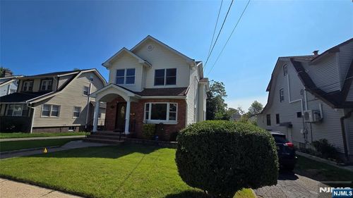 303 Hickory St, Teaneck, NJ, 07666-4028 | Card Image
