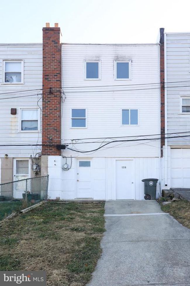 1218 Harshaw Rd, Townhouse with 4 bedrooms, 1 bathrooms and null parking in BROOKHAVEN PA | Image 18