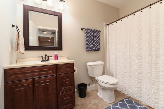 402 Raef Rd, House other with 4 bedrooms, 5 bathrooms and 3 parking in Downs IL | Image 38
