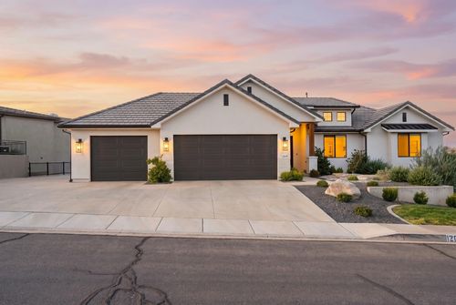 1264 W 2370 S, St George, UT, 84770 | Card Image