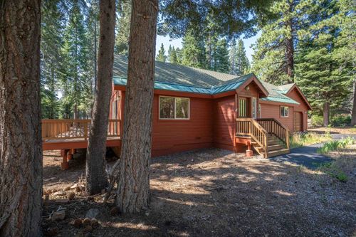11967 Snowpeak Way, Truckee, CA, 96161 | Card Image