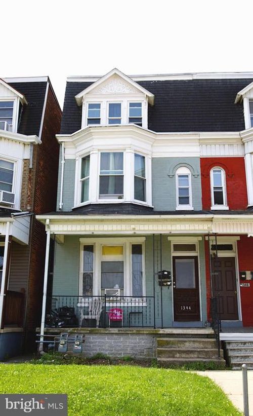 1344 W Market St, YORK, PA, 17404-3402 | Card Image