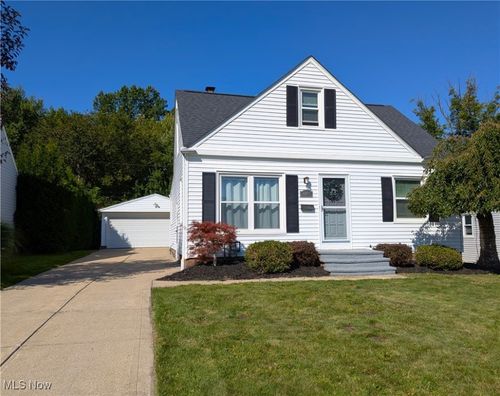 1146 Iroquois Ave, Mayfield Heights, OH, 44124-1545 | Card Image