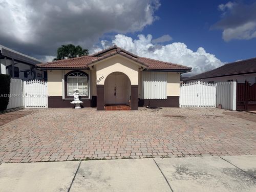 10021 Nw 127th Ter, Hialeah Gardens, FL, 33018-7440 | Card Image