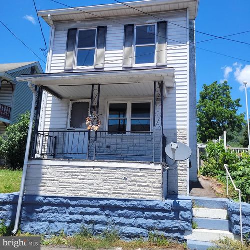 507 W Market St, WILLIAMSTOWN, PA, 17098-1516 | Card Image