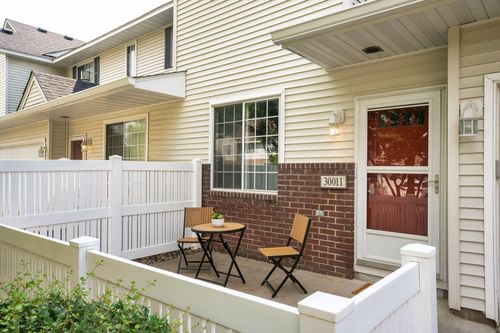 i-3001 Juniper Ln, Woodbury, MN, 55125-9523 | Card Image
