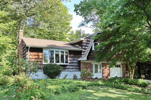 6 Catherine Ct, Ringwood, NJ, 07456-1810 | Card Image