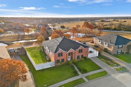 808 Sabona Dr, Desoto, TX, 75115-1744 | Card Image