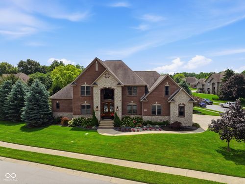 63 Hollaway Blvd, Brownsburg, IN, 46112-8356 | Card Image