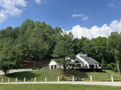 View of the oversized detached garage | Image 2