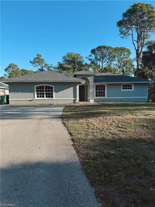 1071 18th Ave Ne, NAPLES, FL, 34120-7501 | Card Image