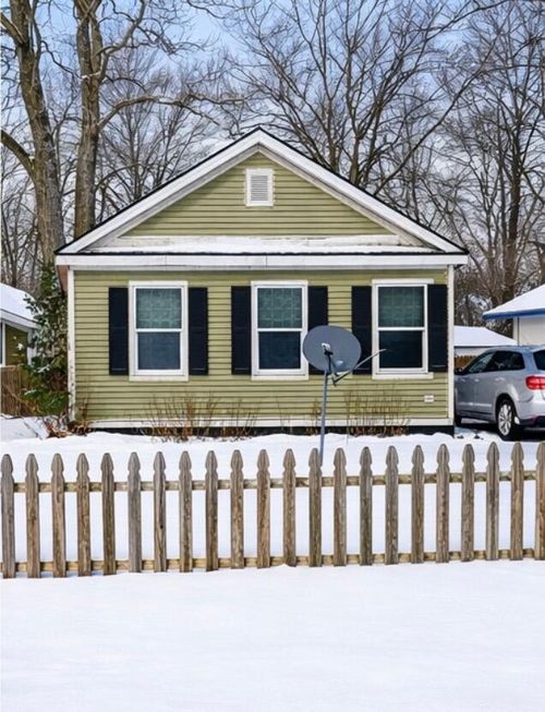 2228 9th Street, Muskegon Heights, MI, 49444 | Card Image