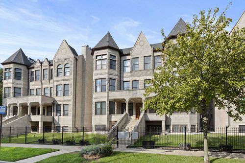 apt-gs-3976 S Ellis Ave, CHICAGO, IL, 60653-2457 | Card Image