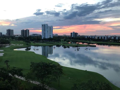 apt-906-20000 E Country Club Dr, Aventura, FL, 33180-3009 | Card Image