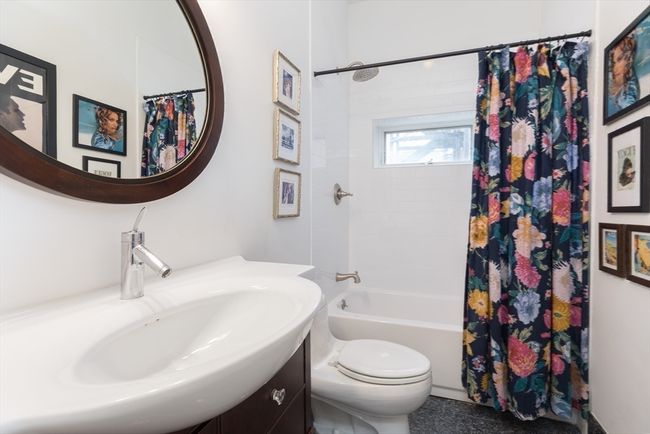 APT-2 - 41 Worcester St, Condo with 2 bedrooms, 2 bathrooms and null parking in Boston MA | Image 17