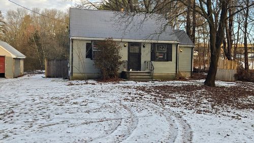 122 York St, Stoughton, MA, 02072-1829 | Card Image