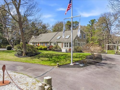 12 Salt Marsh Ln, Wareham, MA, 02571-2499 | Card Image