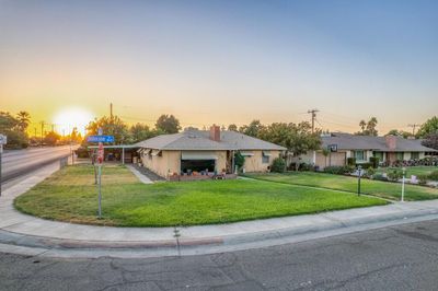 413 N Johnson Place, House other with 3 bedrooms, 1 bathrooms and null parking in Porterville CA | Image 2