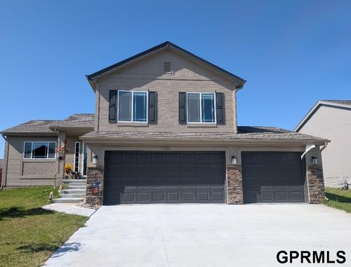 7906 N 112th St, Omaha, NE, 68142-1160 | Card Image