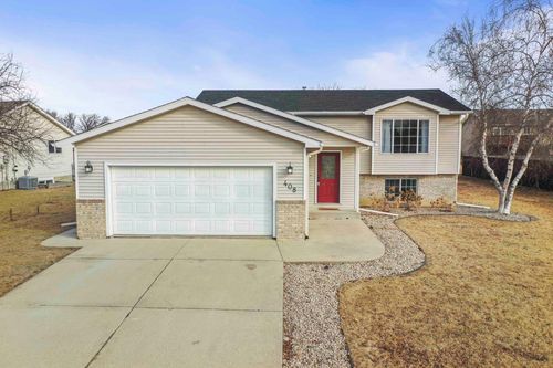 408 10th Avenue Ne, Kasson, MN, 55944 | Card Image