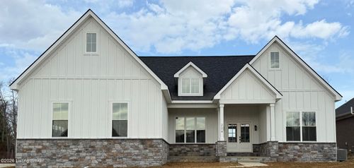 204 Cherokee Dr, Shelbyville, KY, 40065-2909 | Card Image