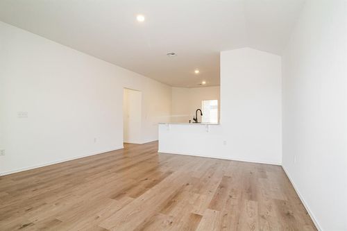 1833 Rock Elm Dr, Edmond, OK, 73034-4367 | Card Image