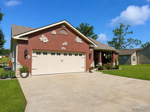 222 Century, Poplar Bluff, MO, 63901 | Card Image