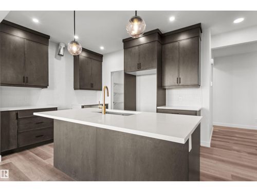 2124 Muckleplum Cres Sw, Edmonton, AB, T6X3G9 | Card Image