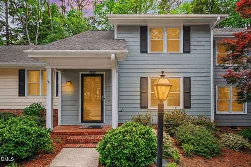 6404 Meadow View Dr, Raleigh, NC, 27609-3549 | Card Image