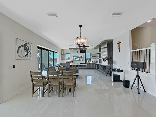 882 Bay Point Dr, House other with 5 bedrooms, 6 bathrooms and null parking in MADEIRA BEACH FL | Image 13