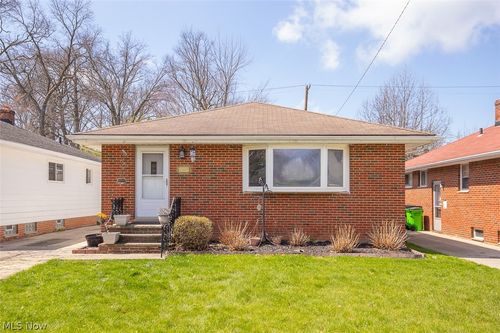 1114 Homestead Rd, South Euclid, OH, 44121-3537 | Card Image