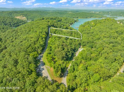 6 Shanghai Landing Ln, La Follette, TN, 37766 | Card Image