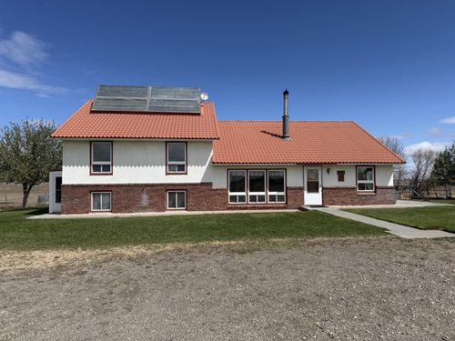 21 Cozad Rd, Wheatland, WY, 82201-8987 | Card Image