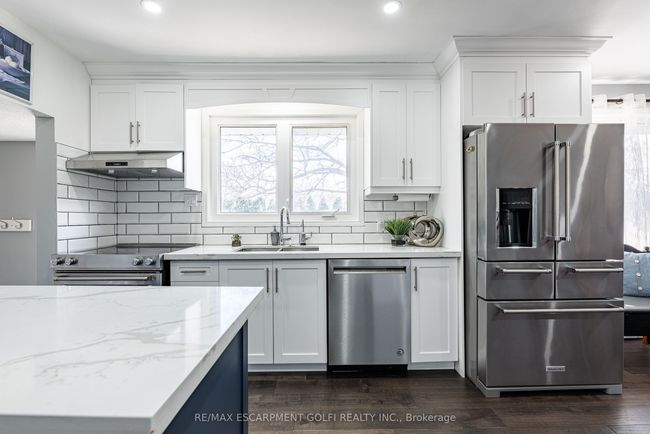 4126 London Crt, House other with 3 bedrooms, 3 bathrooms and 4 parking in Niagara Falls ON | Image 15