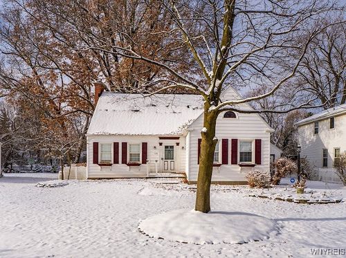 136 N Long St, Amherst, NY, 14221-5314 | Card Image