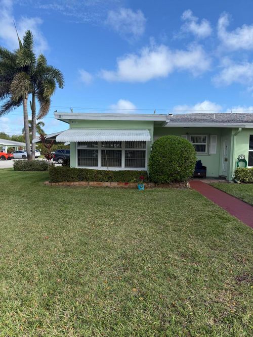 a-211 Country Ln, Boynton Beach, FL, 33435-1552 | Card Image