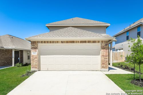 9315 Green Flora St, San Antonio, TX, 78211-2228 | Card Image