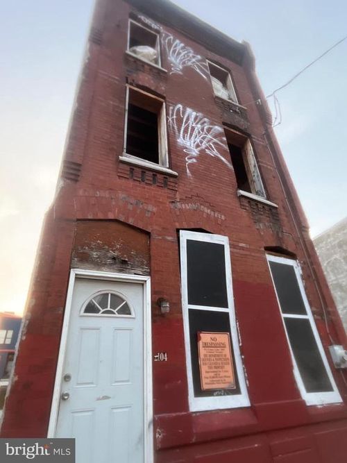 2104 N 9th St, Philadelphia, PA, 19122-1314 | Card Image