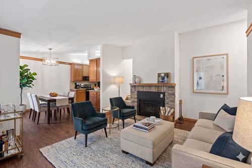 14748 Oak Run Ln, Burnsville, MN, 55306-6436 | Card Image