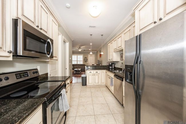 APT-206 - 4637 Burbank Dr, Condo with 3 bedrooms, 3 bathrooms and null parking in Baton Rouge LA | Image 10